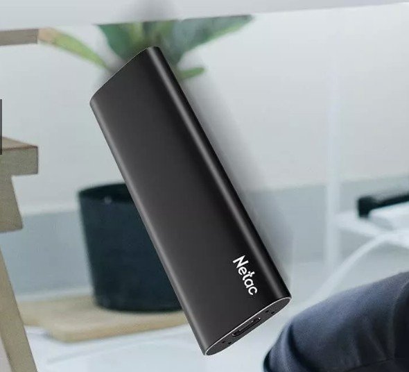 5 Budget-Friendly On-The-Go SSDs for Blazing-Fast Transfers